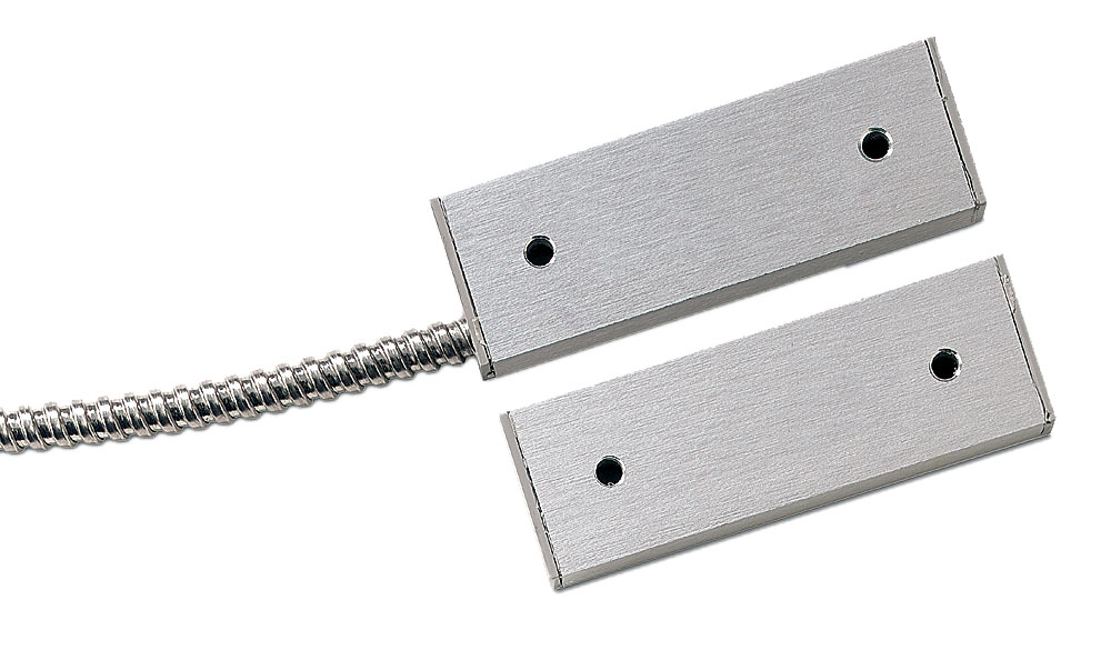 Aritech Contacto Magnético metálico para montaje en puertas y en suelo cableado Aritech 75mm 2m G2 · Ref. DC118